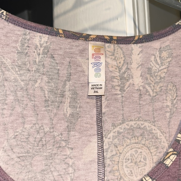LuLaRoe dreamcatcher top - Picture 4 of 6